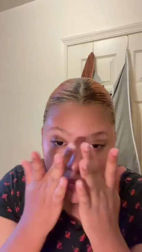Ana, Mom of a 2-year-old, talks about practicing at home with Speech Blubs