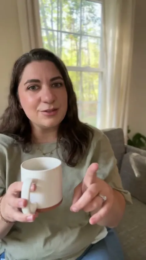 Noelle, Mom, sister of a speech therapist, talks about practicing at home with Speech Blubs